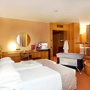 4* Szálloda Michelangelo